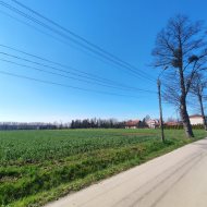 Działka na sprzedaż